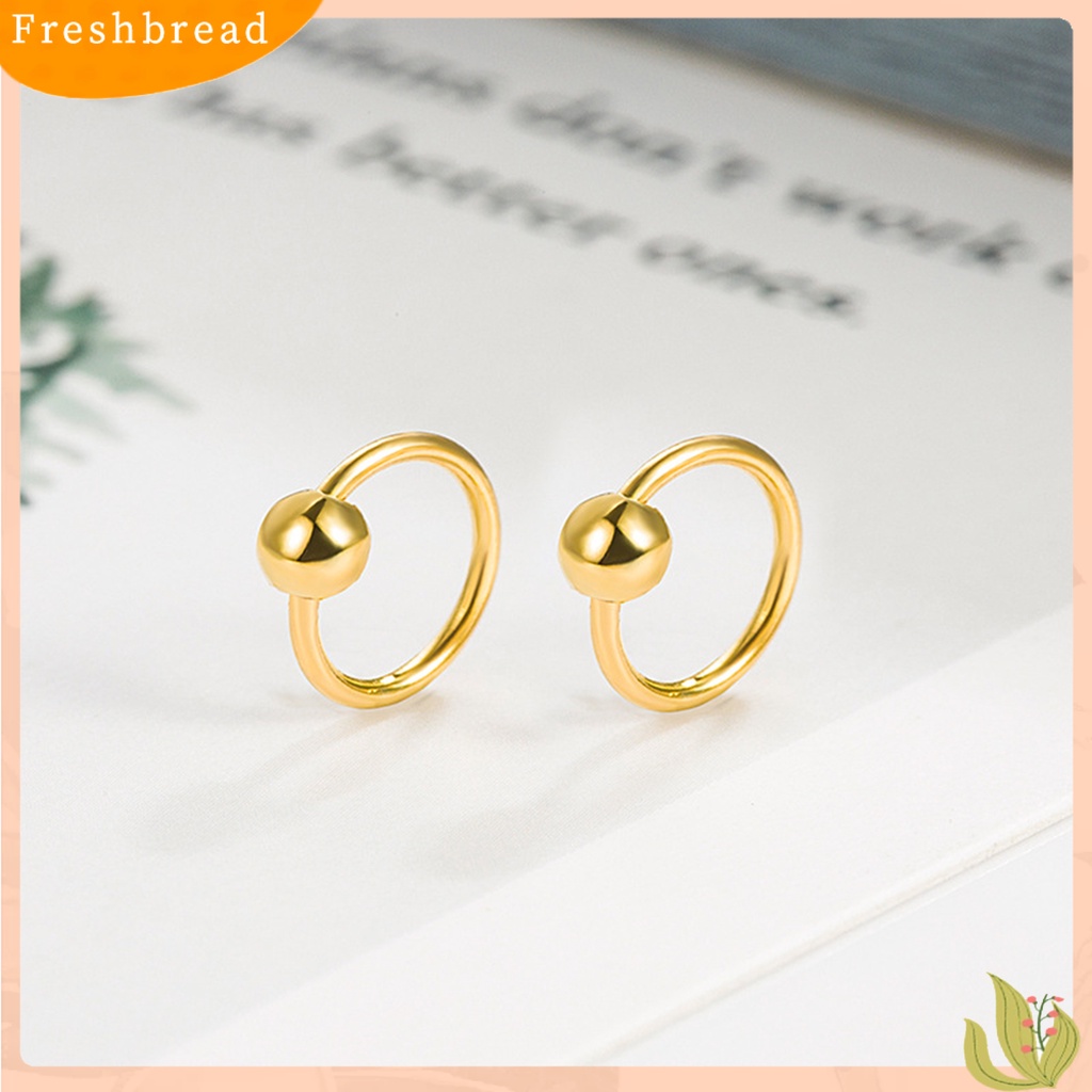 &lt; Freshbread &gt; 2Pcs Ear Studs Circle Round Ball Perhiasan Berongga Keluar Anting Hoop Geometris Untuk Pakaian Sehari-Hari