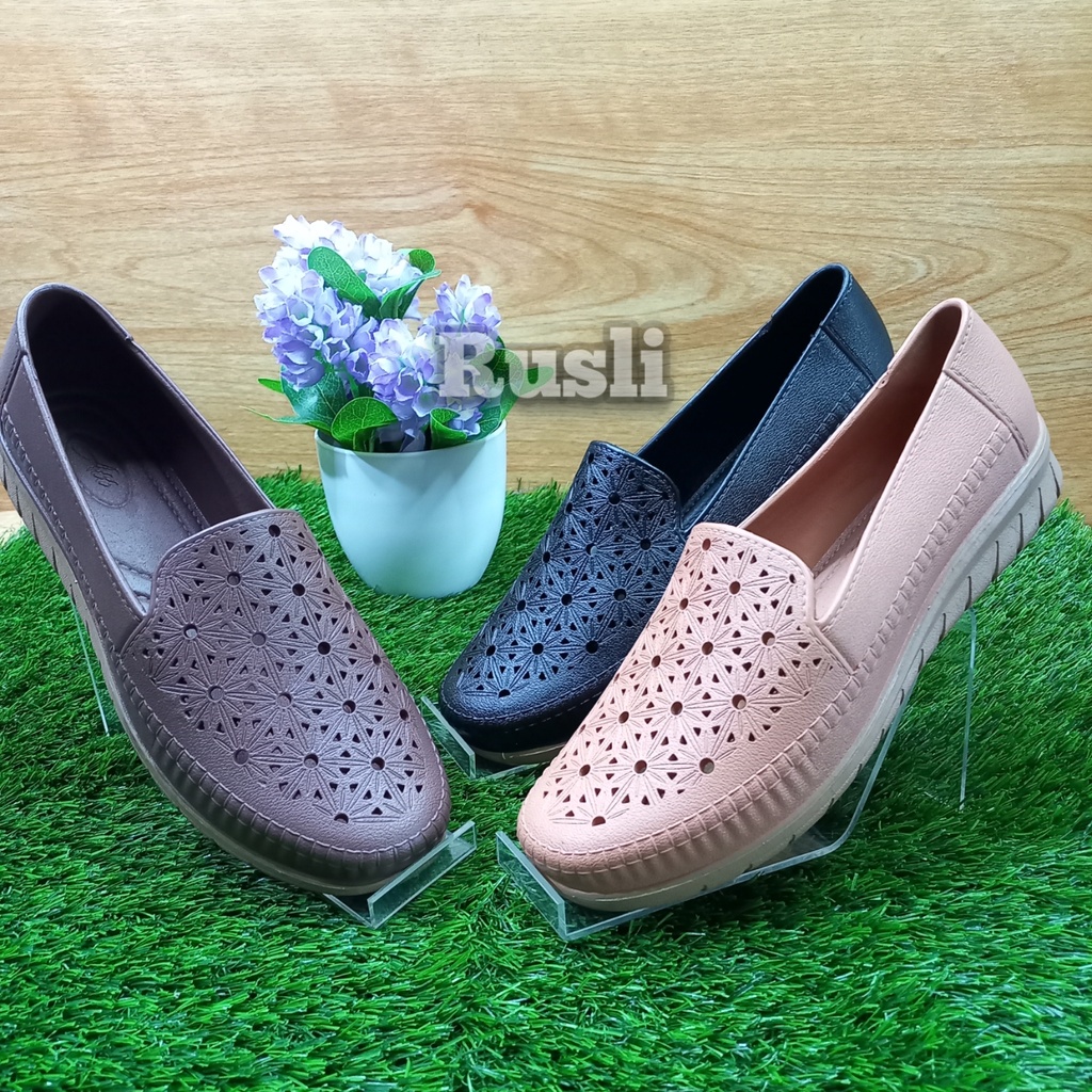 Sepatu Wanita Slip On Karet Empuk Santai ATT SLN 495