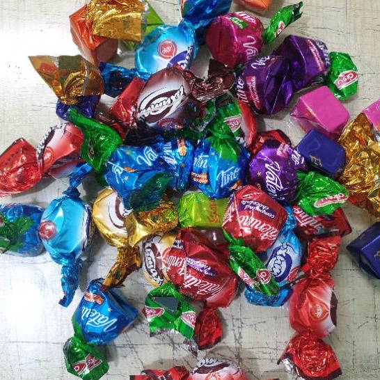 

[Ready-Stock] Coklat Arab/turky MIX 1 kg selection/coklat trupee/coklat oksu(exp 2024)