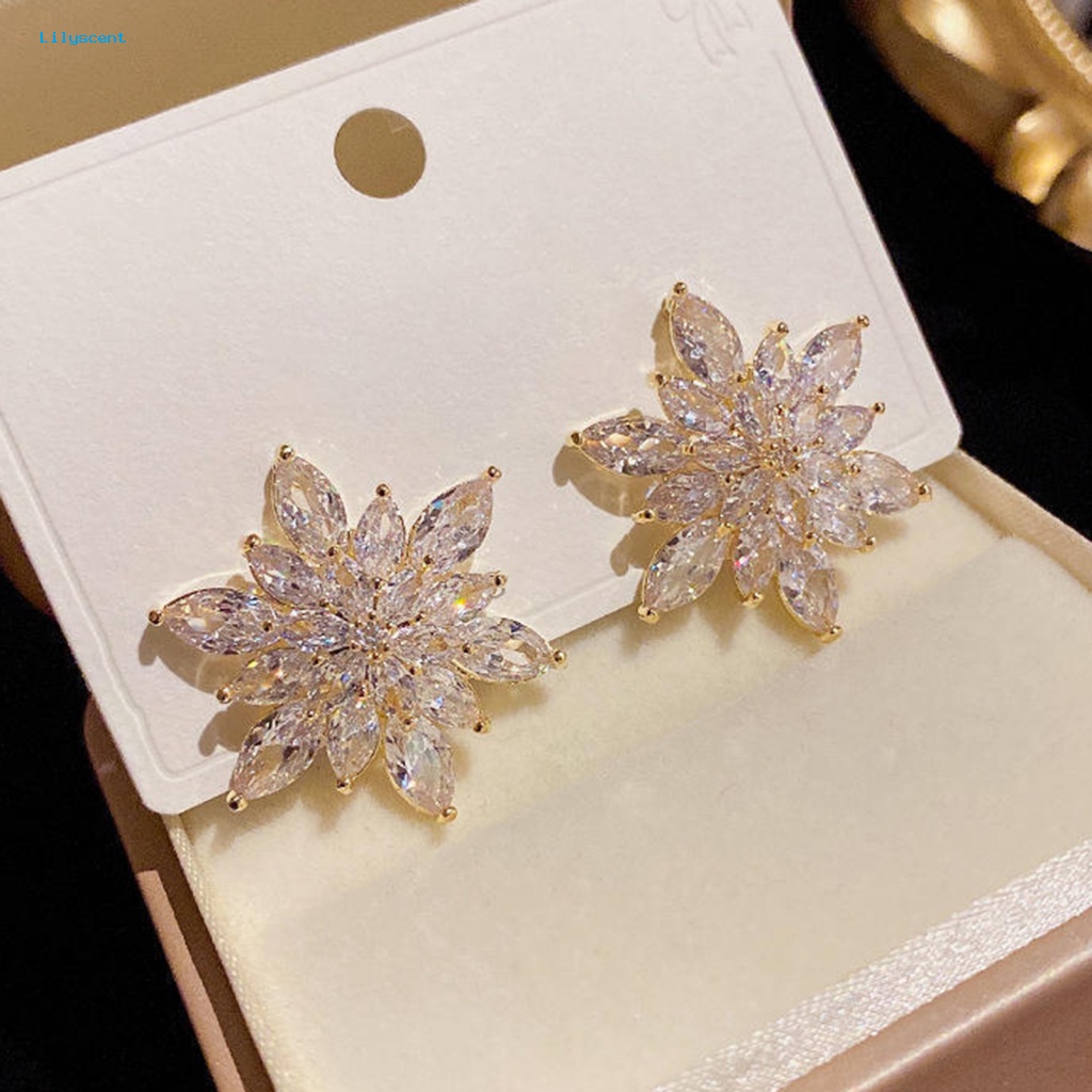 Lilyscent 1pasang Hadiah Valentine Anting Pejantan Bunga Untuk Perjamuan Lady Snowflake Ear Studs Perhiasan Pernikahan Cubic Zirconia