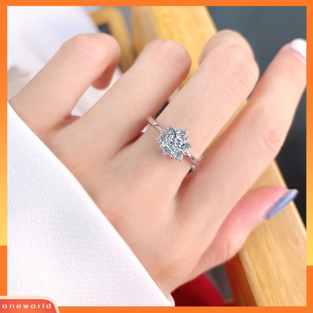 [EONE] Cubic Zirconia Cincin Berlian Imitasi Mengkilap Inlay Snowflake Open Ring Elegan Dekorasi Tembaga Perhiasan Wanita Jari Cincin Perjamuan Aksesoris Perhiasan Hadiah