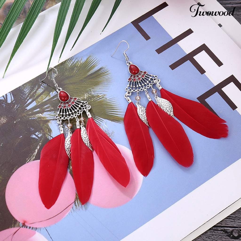 Twowood 1pasang Lady Earrings Bulu Sintetis Bohemia Kreatif Jumbai Menjuntai Anting Prom Jewelry