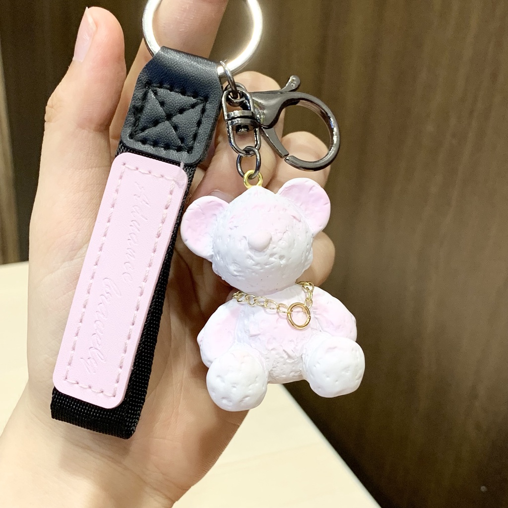 Rendering Gradient Bear Kreatif Resin Gradient Keychain Keren Lunar Explorer Bear Hewan Mobil Tali Kulit Gantungan Kunci Gadis Cowok Ransel Liontin Hadiah