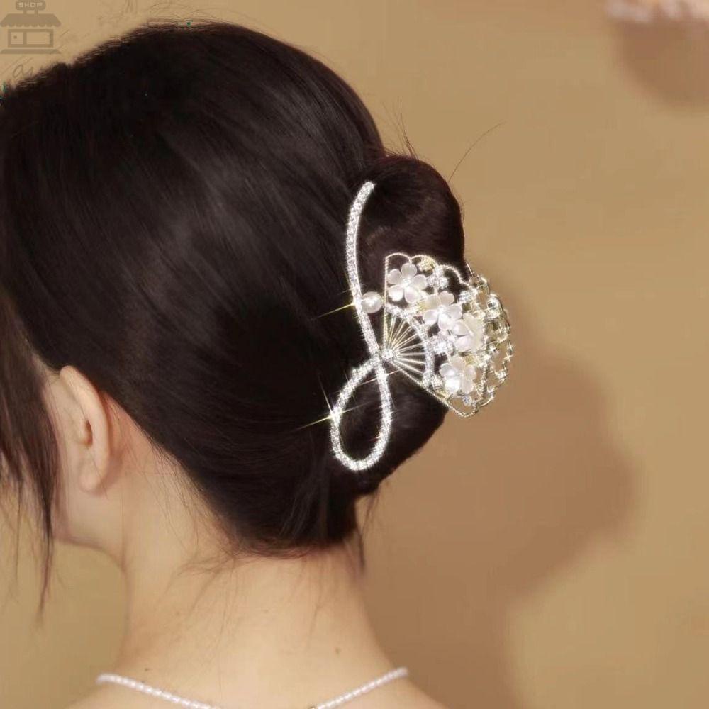 Agustina Berbentuk Kipas Hair Claw Pesta Elegan Vintage Rambut Kepiting Klip Geometris Hairgrips Besar Jepit Rambut Fashion Hiasan Kepala Zirkon Kristal Korea Hiu Klip