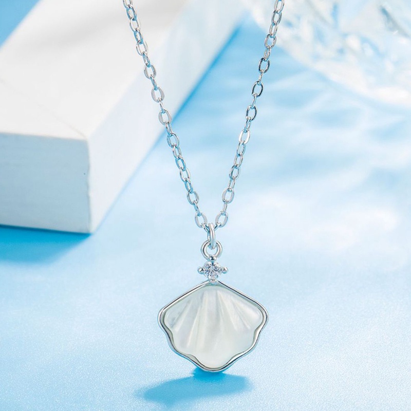 Fashion Aksesoris Perhiasan Kalung Liontin Tembaga Kalung Perempuan Rantai Klavikula Temperamen Sederhana Korea Pribadi Mutiara Shell Liontin Hadiah Ulang Tahun