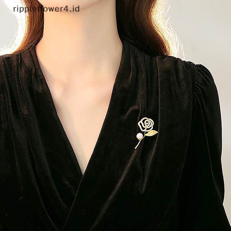 {rippleflower4.id} Mode Flash Berlian Indah Camellia Bros Cahaya Korsase Aksesoris Perhiasan Niche Anti-lost Berlian Imitasi Mutiara Pin~