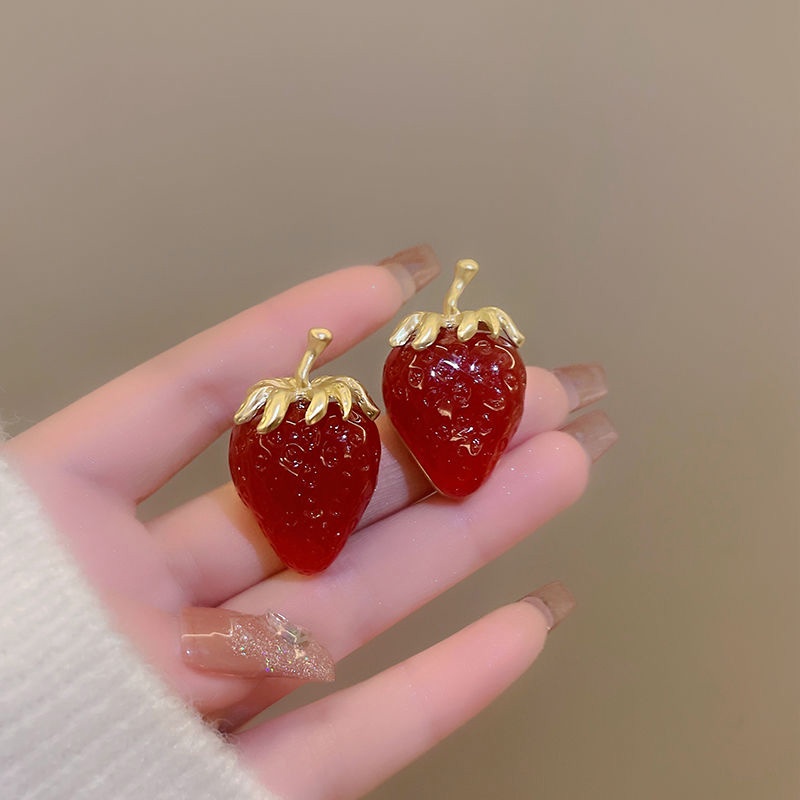 Strawberry Merah Berlebihan Retro Medieval Gaya Baru Manis Niche Anting