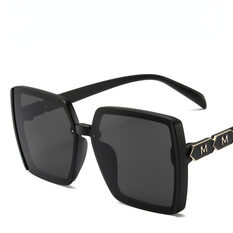 Fashion Square Aesthetic Shades Sunglasses Untuk Wanita/Men Metal Frame Sunglasses Eyewear