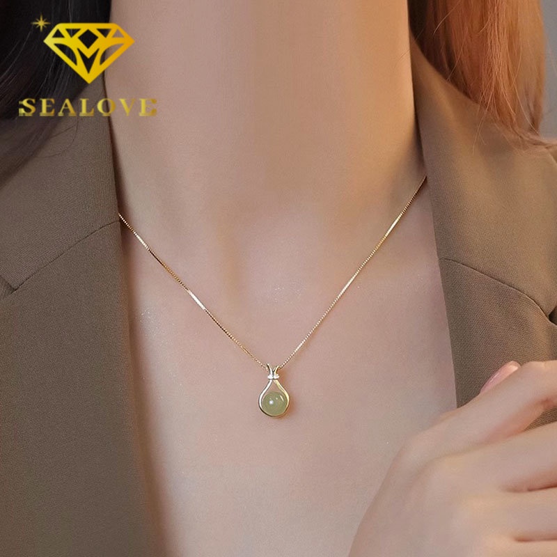 Kalung Titanium Wanita Giok Hetian Tas Keberuntungan Emas 18K Anti Karat Aesthetic Cantik Fashion Aksesoris Perhiasan