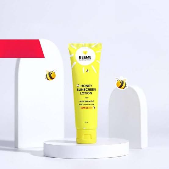 Beeme Honey Sunscreen Lotion With Niacinamide SPF 50+++ 20GR