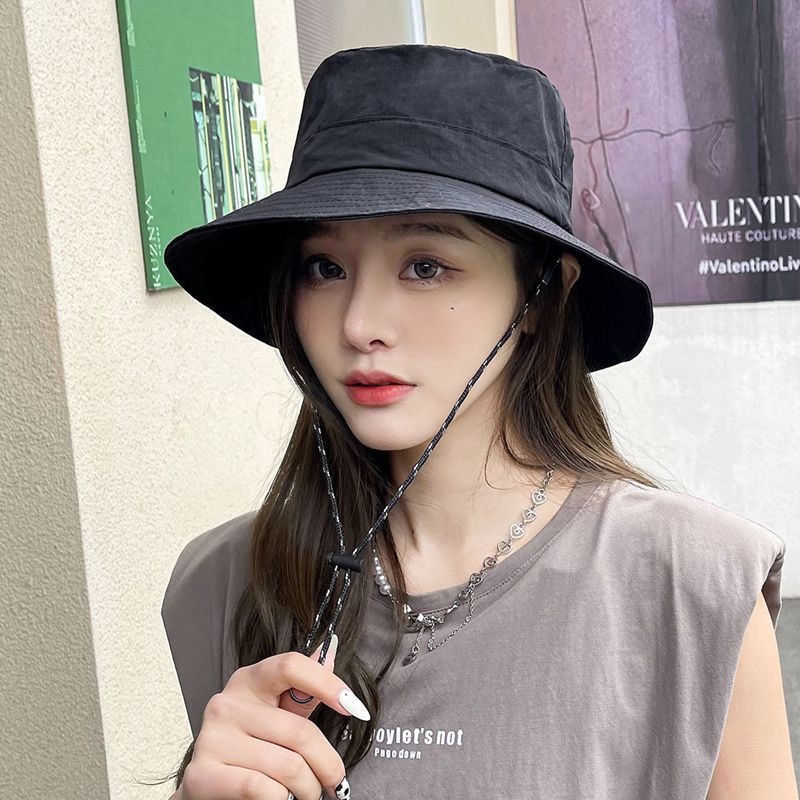 Mode Baru Topi Nelayan Lipat Untuk Wanita Korea Olahraga Luar Ruangan Tahan Air Musim Panas Pelindung Matahari Topi Bernapas Warna Solid Naik Gunung Topi