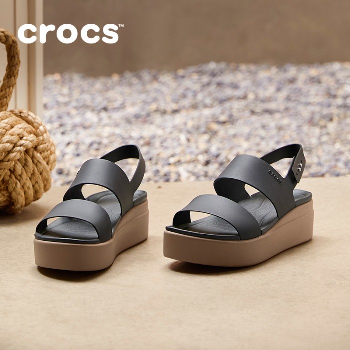 Crocs Brooklyn Low Wedge / Sepatu Wanita / Crocs Wanita / Crocs Wedges - ORIGINAL