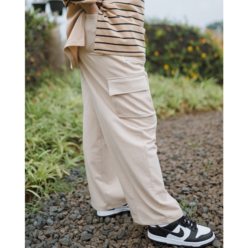 Femonritch Jennie Cargo Pants Highwaist Loose Cargo Celana Cargo Wanita Cargo Polos