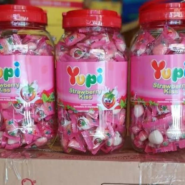 

PERMEN YUPI TOPLES BESAR