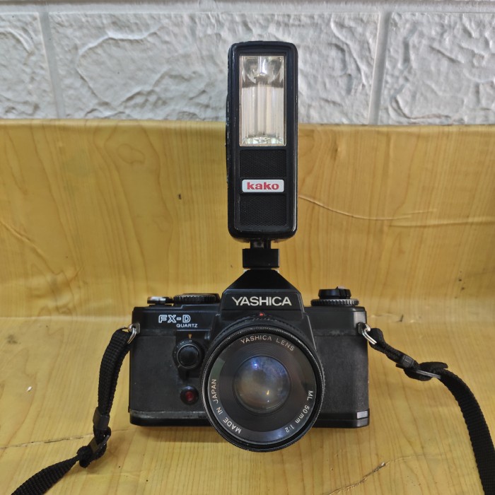 Yashica FX-D Quartz Kamera Analog