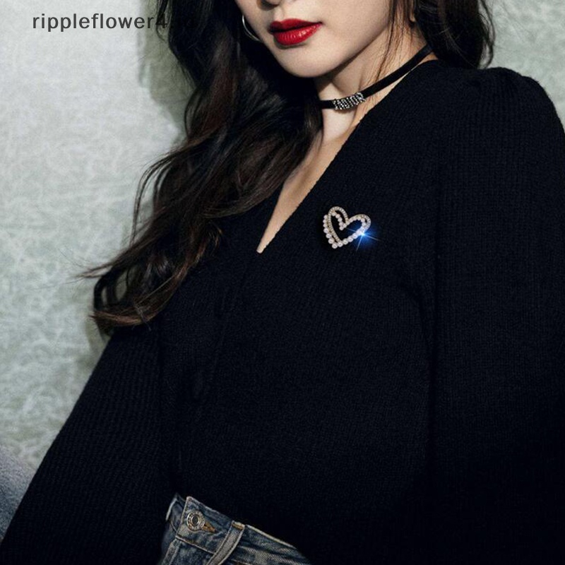 {rippleflower4.id} Klasik Kristal Hati Mutiara Bros Pin Pakaian Trendi Gaun Kaos Jantung Syal Bros Kristal Sutra Syal Gesper Bros~