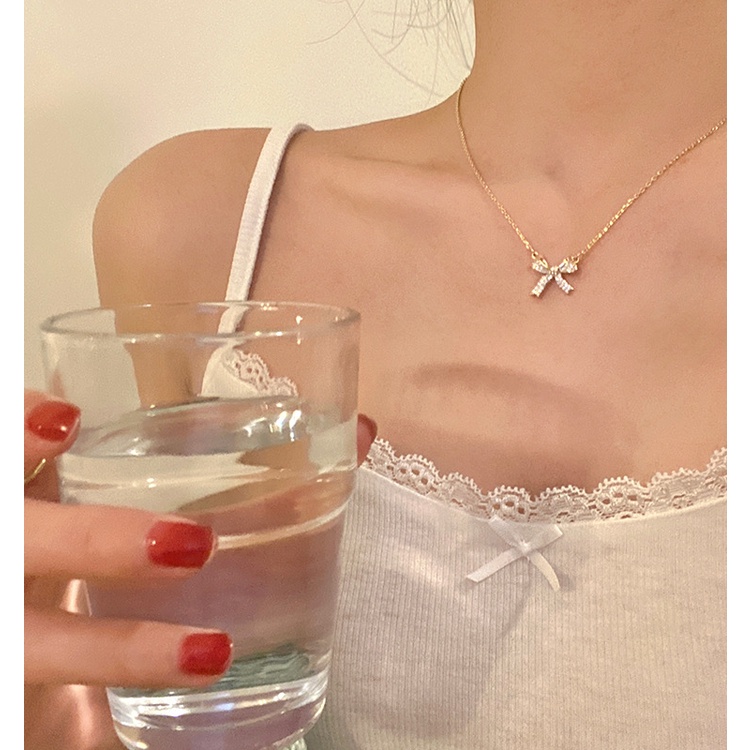 Kalung Busur Desain Niche Perempuan Rantai Klavikula Gaya Baru Korea Tik Tok Influencer Necklace Classy