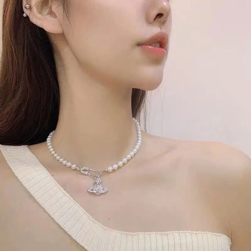 Jepang Korea ins Influencer Gaya Yang Sama Temperamen Sederhana Berkedip Berlian Saturnus Pin Mutiara Kalung Cahaya Mewah Klavikula Rantai T