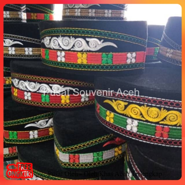 Peci ethnic Aceh motif kerawang Gayo