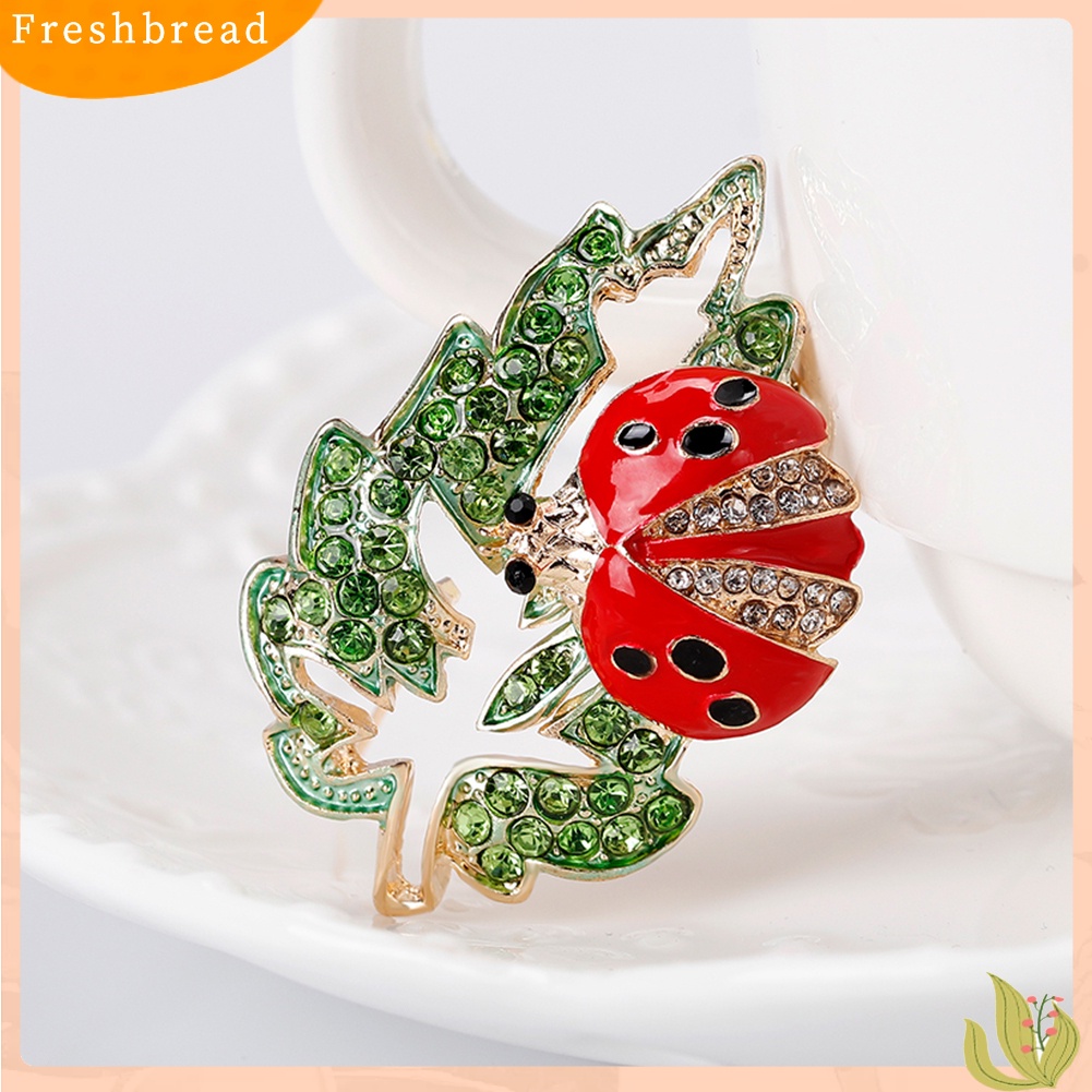 &lt; Freshbread &gt; Fashion Wanita Berlian Imitasi Ladybird Bentuk Daun Bros Pin Gaun Syal Aksesori