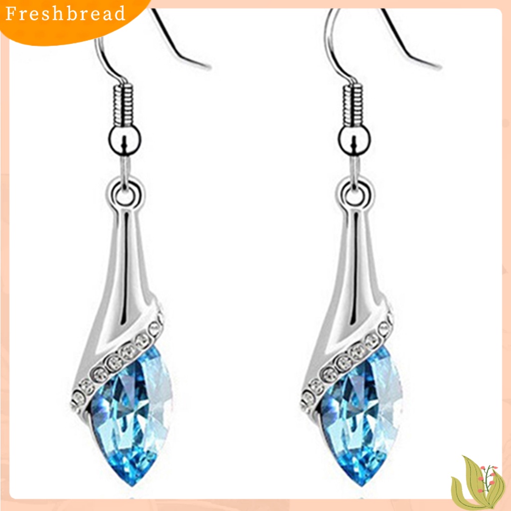 &lt; Freshbread &gt; Wanita Eye-catching Berlian Imitasi Mengkilap Panjang Drop Menjuntai Kait Anting Perhiasan Yang Chic