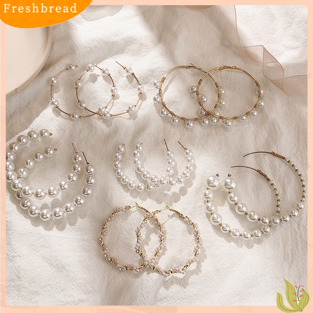 &lt; Freshbread &gt; 1pasang Anting Hoop Vintage C-shaped Putaran Besar Electroplating Wanita Gadis Mutiara Imitasi Lingkaran Anting Perhiasan Dekorasi Hadiah Untuk Pakaian Sehari-Hari