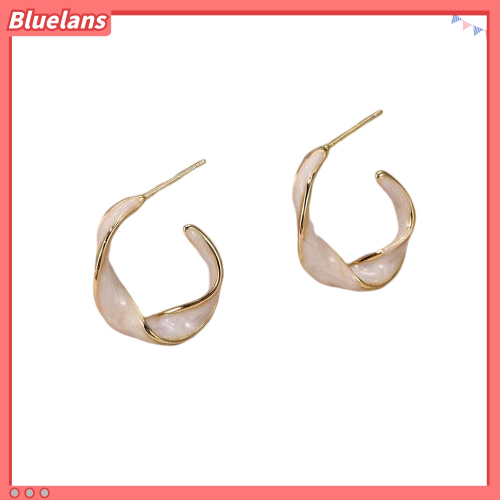 {In Stock} 1pasang Ladies Earrings Retro Stud Type Twisted Metal Ring Corrugated Indah Fashion Hoop Earrings Perhiasan Aksesoris