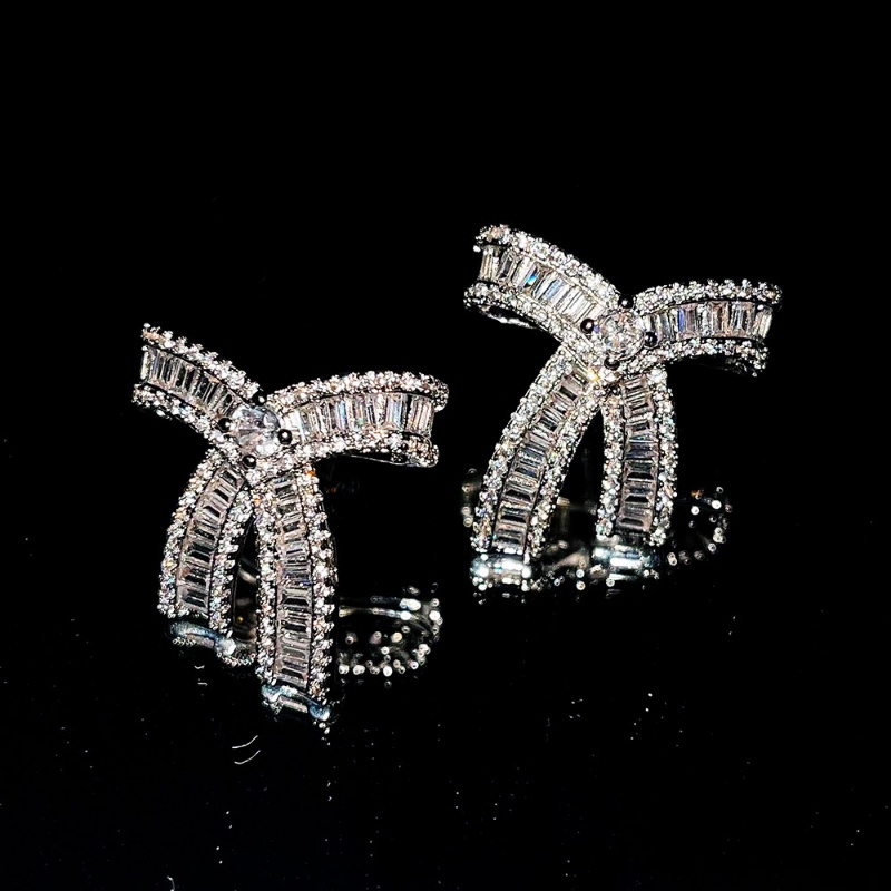 Goldkingdom Fashion Perhiasan Aksesoris Ready Stock Busur Stud Anting Super Peri Kupu-Kupu Desain Kecil Harum T Square Diamond Woman