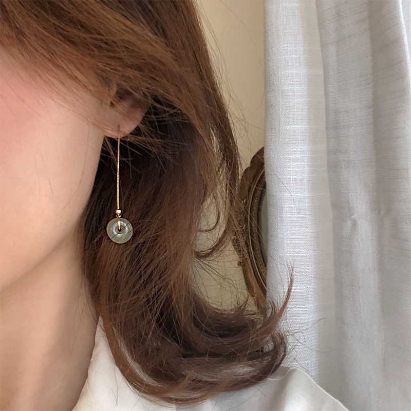 Goldkingdom Fashion Perhiasan Aksesoris Ready Stock High Sense Earrings Wajah Bulat Safety Buckle Earrings Perempuan Anting Panjang Retro Art Style Earrings.