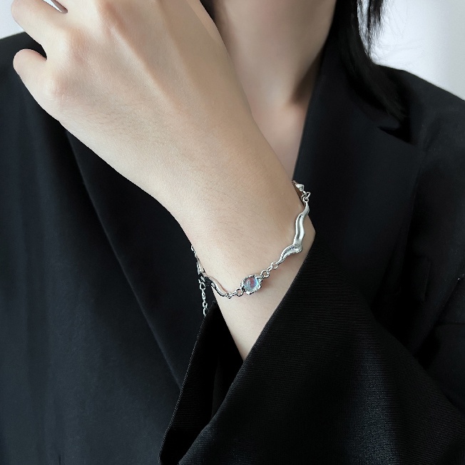 Koearn MoonStone Twisted Bracelet Sliver Gelang Rantai Untuk Wanita Fashion Perhiasan Y2K Aksesoris