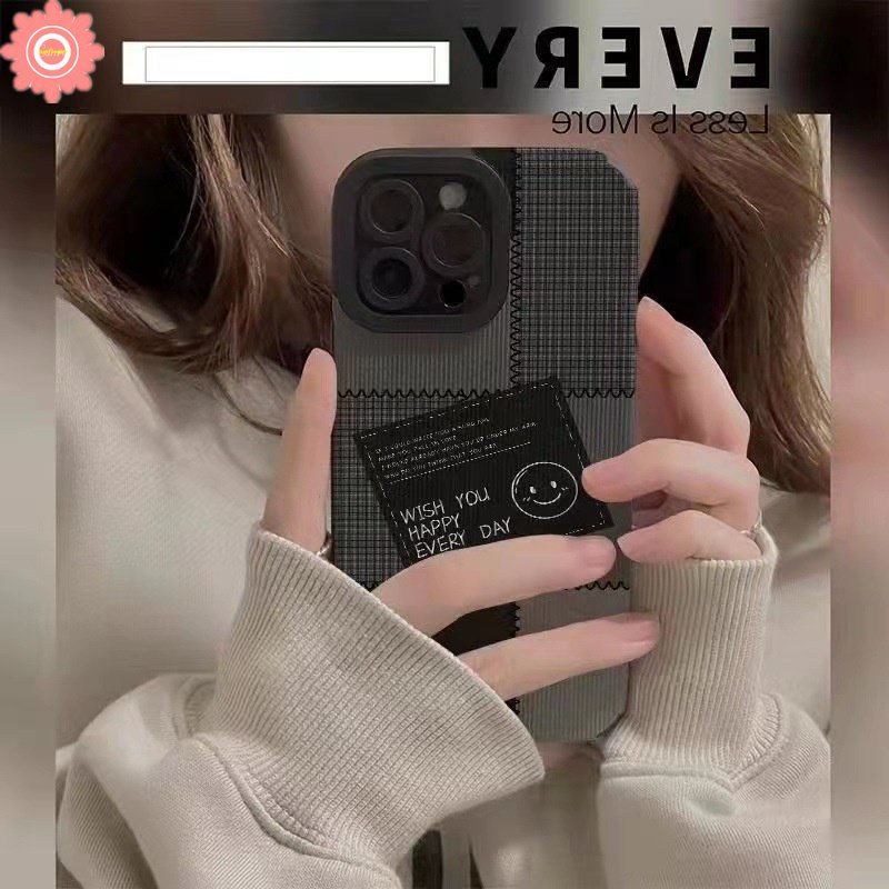 IPHONE Jahitan Kontras Smiley Phone Case Kompatibel Untuk Iphone11 7 8 Plus X XR 7Plus 14 12 13 Pro MAX XS MAX Retro Mewah Tekstur Kulit Surat Label Silicon Lembut Shockproof Cover