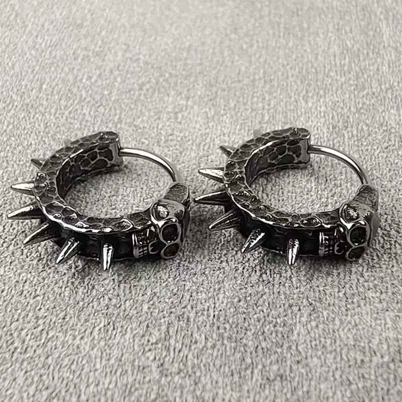 Anting Hoop Jarum Tengkorak Hitam Vintage Untuk Pria Punk Rivet Gaya Rock Skeleton Earring Aksesoris Perhiasan Laki-Laki