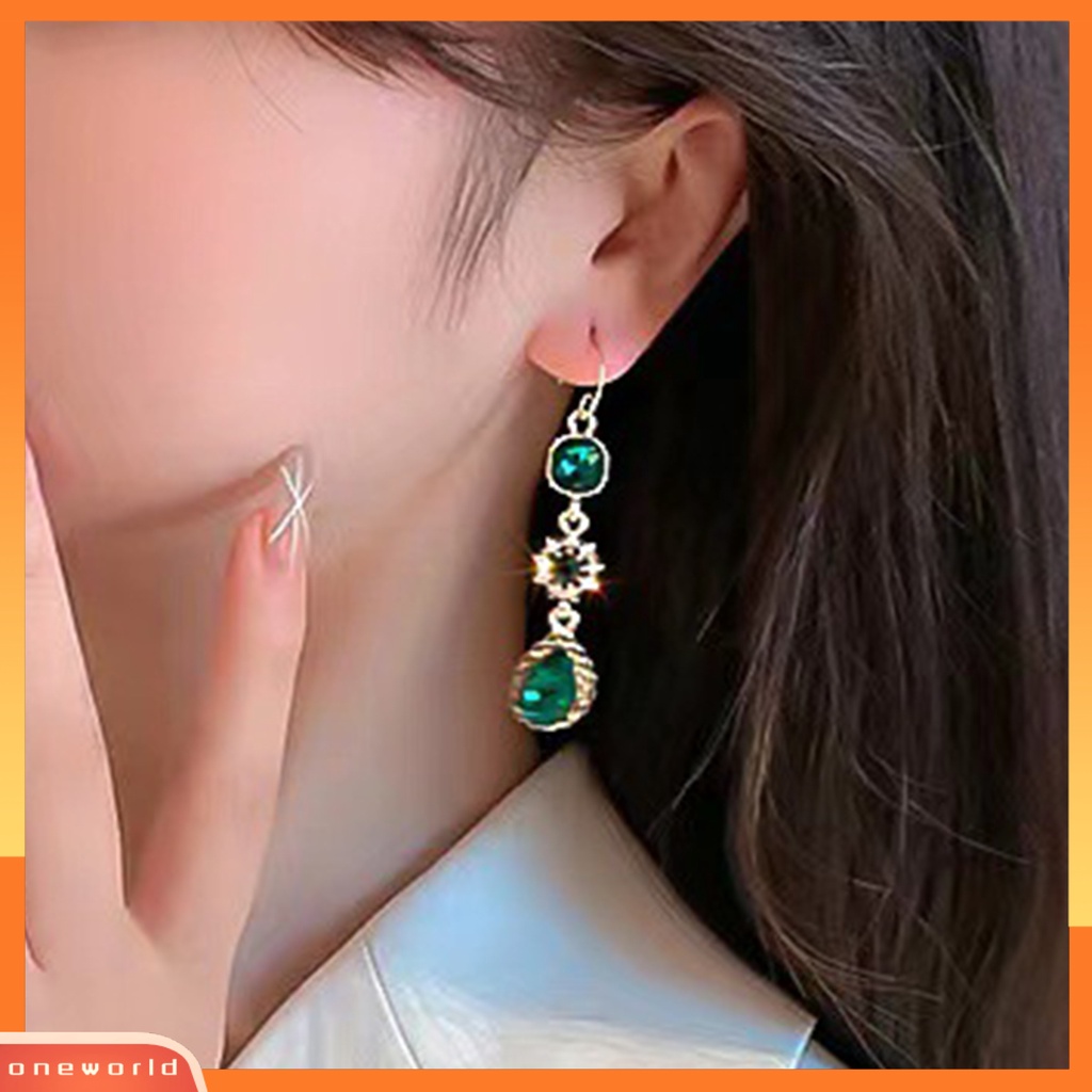 [WOD] 1pasang Anting Menjuntai Bentuk Bunga Zamrud Panjang Anting Tetesan Air Eye-catching Untuk Hadiah