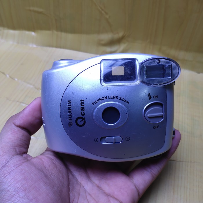 Fujifilm QCam Kamera Analog Second Normal