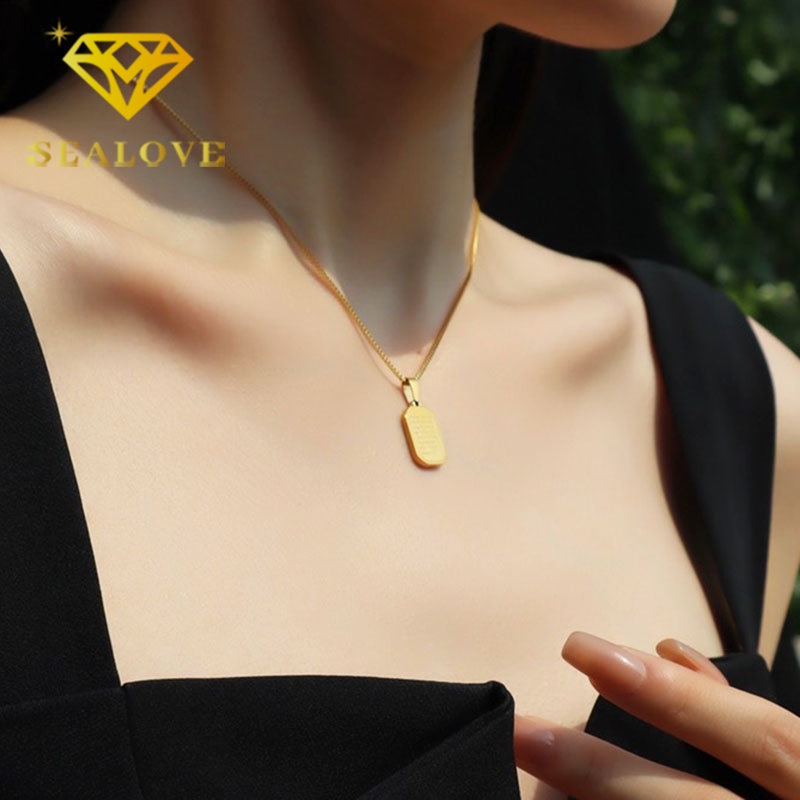 Kalung Titanium Wanita Anti Karat Persegi Keberuntungan Emas 18K Fashion Korea Aesthetic Aksesoris Perhiasan