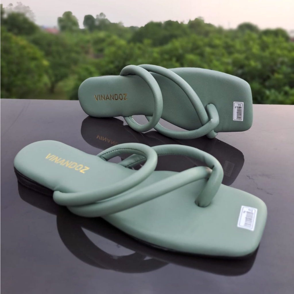 Sandal Teplek Wanita Viral Kekinian Super Empuk Sol 2 cm - VINANDOZ BP04
