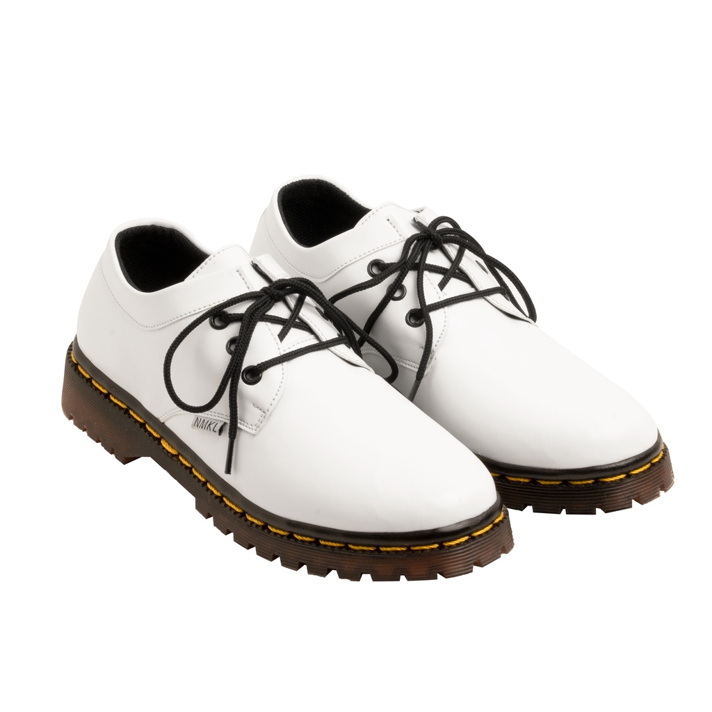SATA - Sepatu Kulit Low Boots Putih Namakula