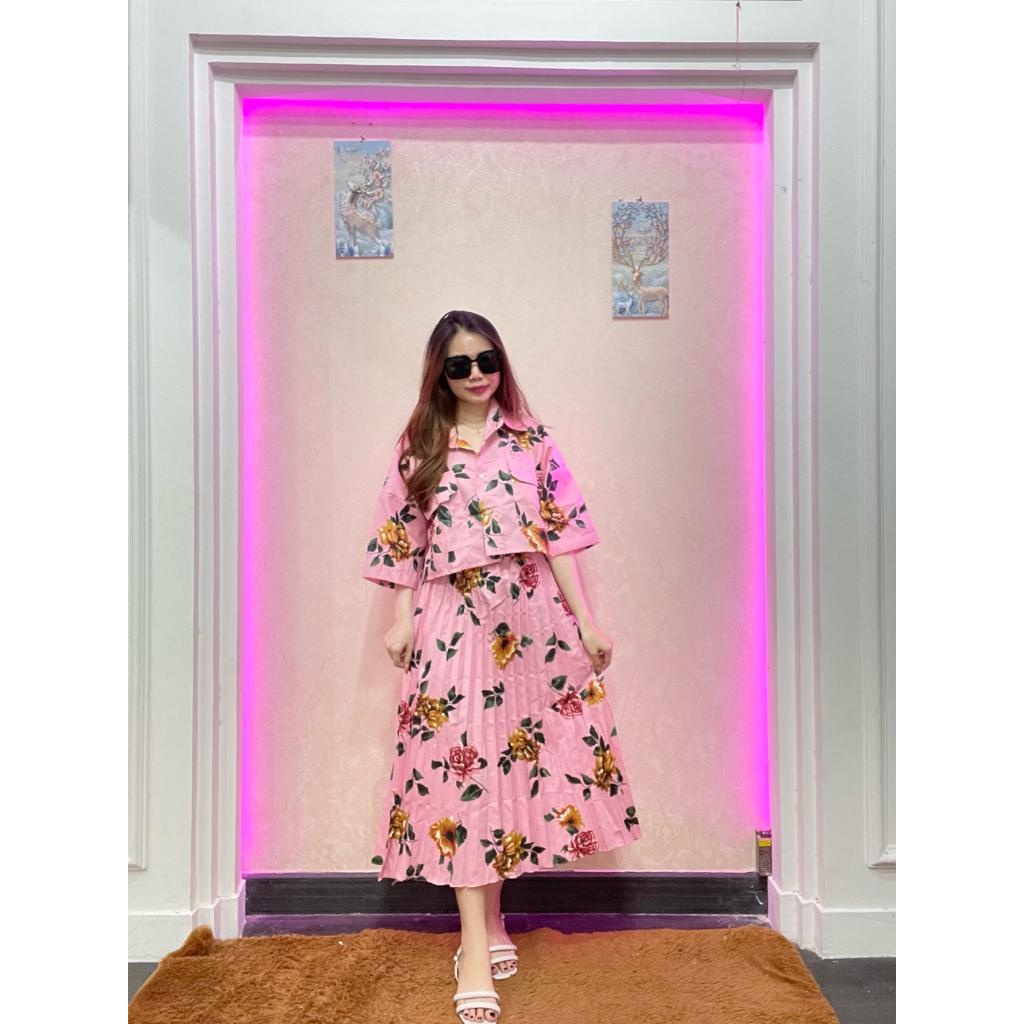 GTW - RRD Kinna Set / One Set Fuji Kemeja Crop & Rok Midi Plisket Floral / Setelan Rok Motif Bunga