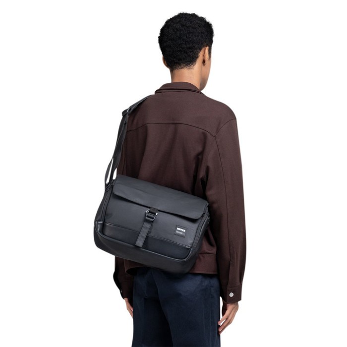 Tas Selempang Laptop Bodypack Modest 2.1 Laptop Shoulder Bag - Black - Hitam