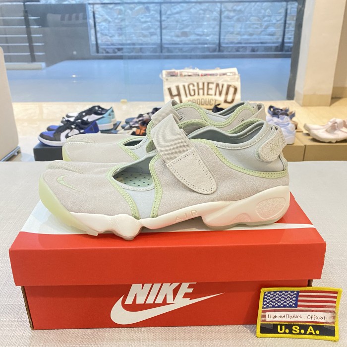 Sepatu Ninja Nike Air Rift Light Bone 100% Original DX2677-001 - 35.5