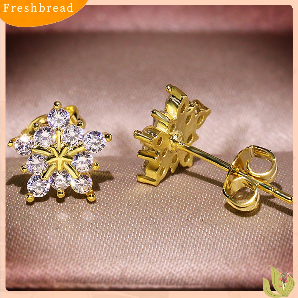 &lt; Freshbread &gt; Fashion Wanita Berlian Imitasi Penuh Bertatahkan Snowflake Ear Stud Earrings Perhiasan Hadiah