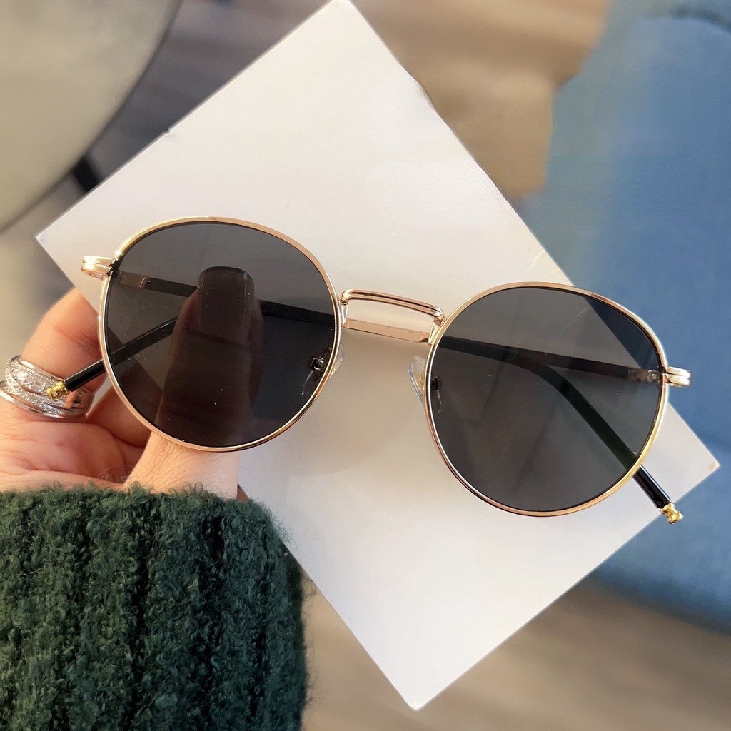 Kacamata Hitam Fashion Square Aesthetic Shades Untuk Wanita/Pria Metal Frame Sunglasses Eyewear