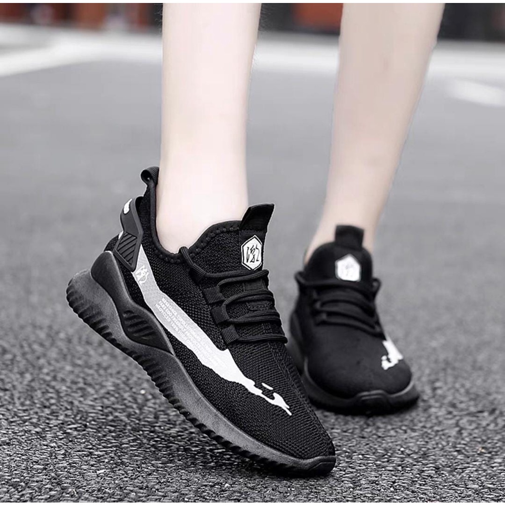 TOPGROSIR LV0181 Sepatu Sneakers Wanita Sport Shoes Sepatu Olahraga Rajut Wanita Alphabet Wanita Import