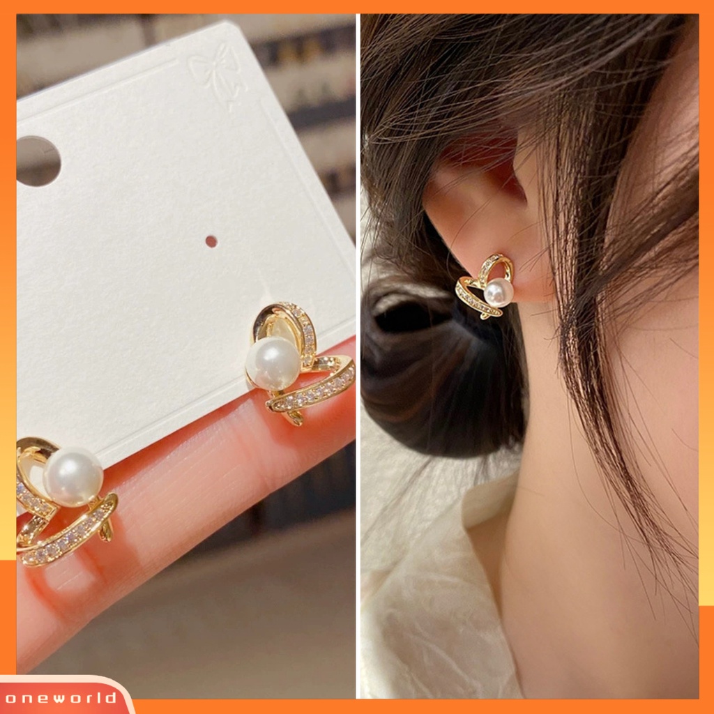 [EONE] 1pasang Ear Studs Elegan Berbentuk Hati Berlian Imitasi Mengkilap Hias Sparkling Dress Up Hadiah Wanita Mutiara Imitasi Stud Earrings Perhiasan Aksesori Fashion