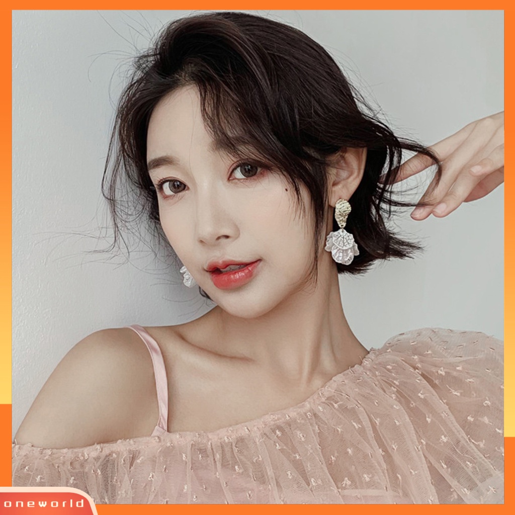 [EONE] 1pasang Drop Earrings Kepribadian Hadiah Ulang Tahun Gaya Korea Temperamen Shell Putih Kelopak Bunga Stud Earrings Perhiasan Aksesori