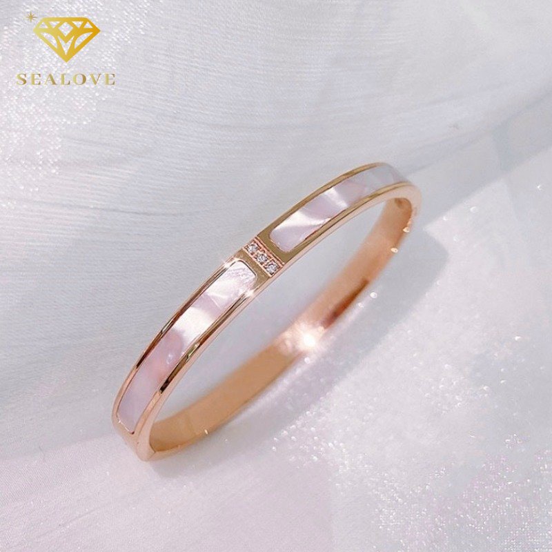 Gelang titanium Wanita Anti Karat Berlian Shell Emas 18K Aksesoris Mewah Korean Style COD