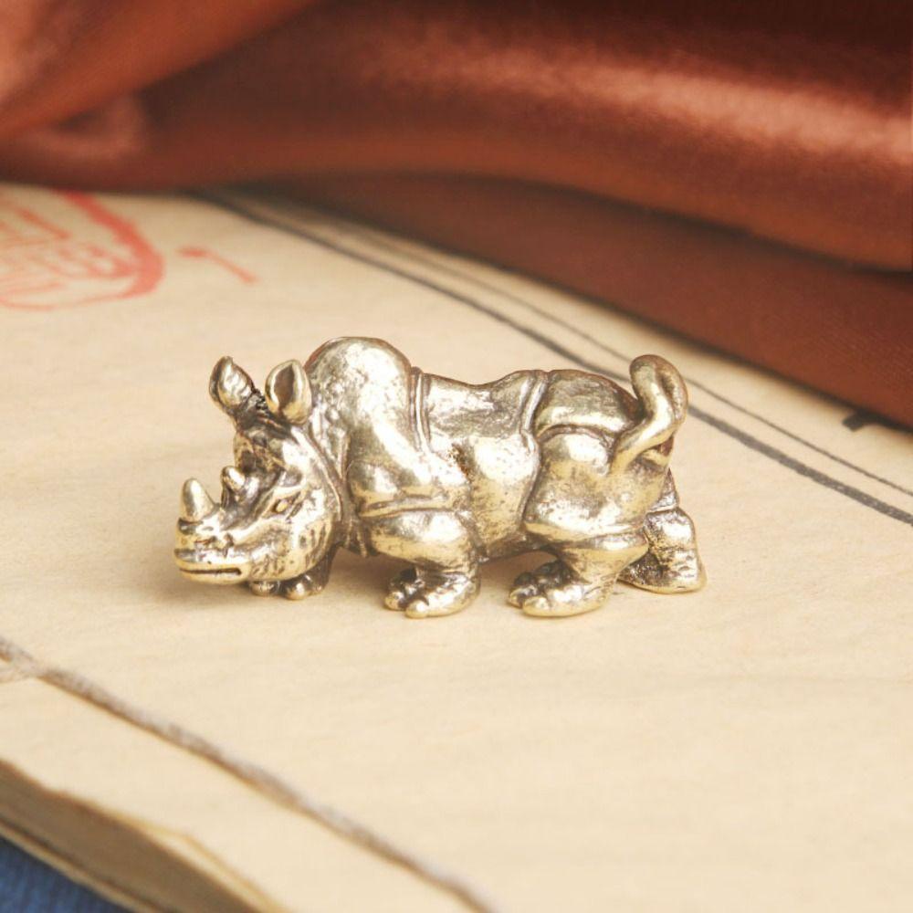 【 ELEGANT 】 Rhino Ornamen Kreatif Halus Meja Teh Tea Pet Dekorasi Rumah Saku Tangan Mainan Desktop Ornamen