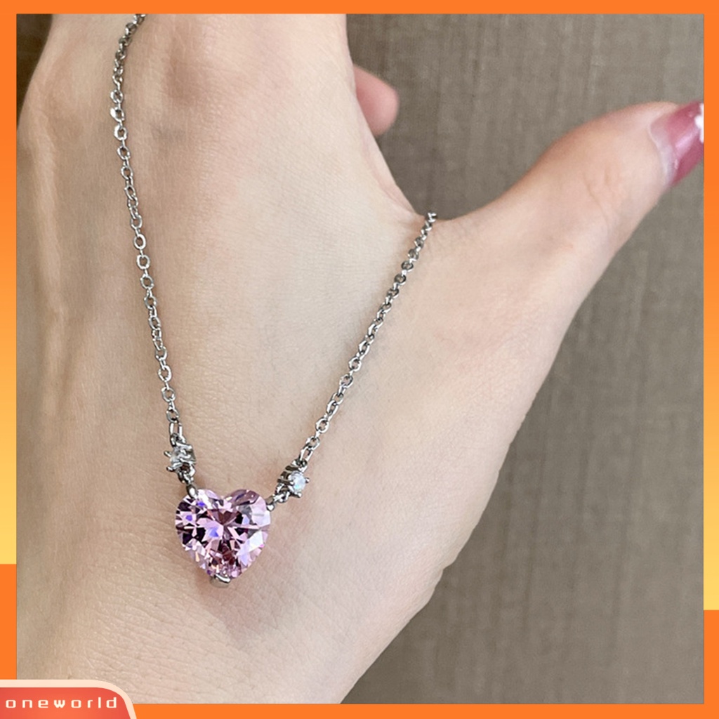 [EONE] Wanita Kalung Elegan Temperamen Hypoallergenic Hadiah Fashion Perhiasan Shiny Faux Crystal Heart Pendant Wanita Kalung Klavikula Untuk Pacaran