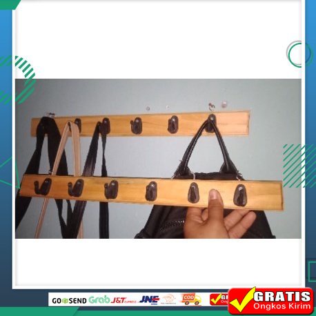 gantungan baju kayu / kapstok baju / kapstok kayu / kapstok kayu gantungan baju kunci cantolan baju
