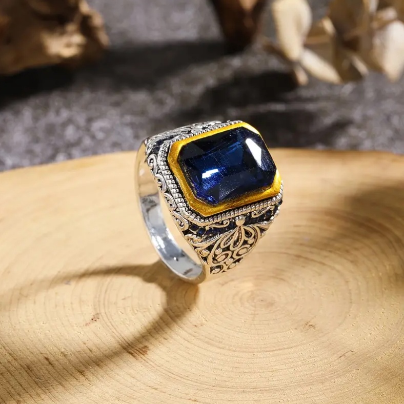 Cincin Bahan Titanium Steel Warna Silver Hias Batu Zircon Biru Gaya Vintagepunk Untuk Pria